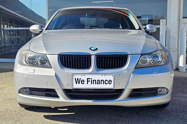 2007 BMW 3 Series 320i E90
