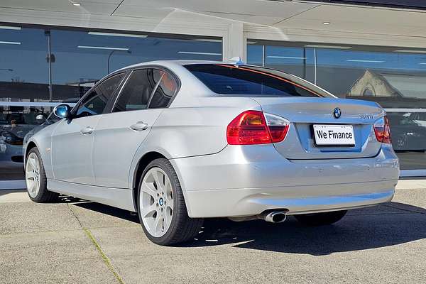 2007 BMW 3 Series 320i E90