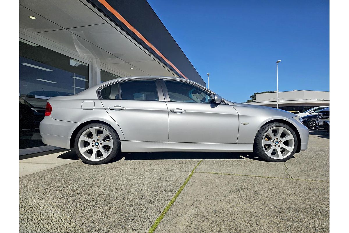 2007 BMW 3 Series 320i E90