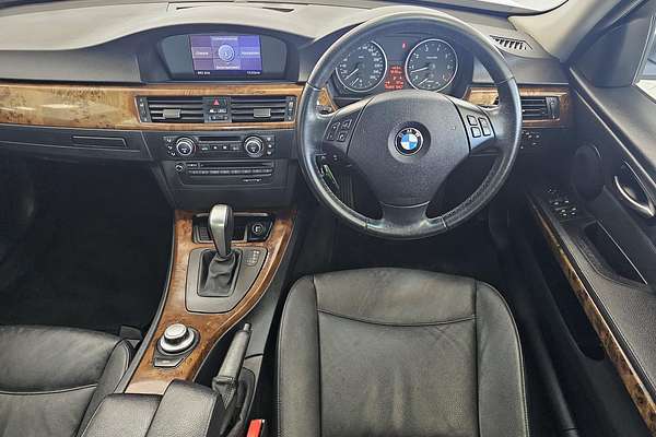 2007 BMW 3 Series 320i E90