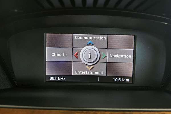2007 BMW 3 Series 320i E90