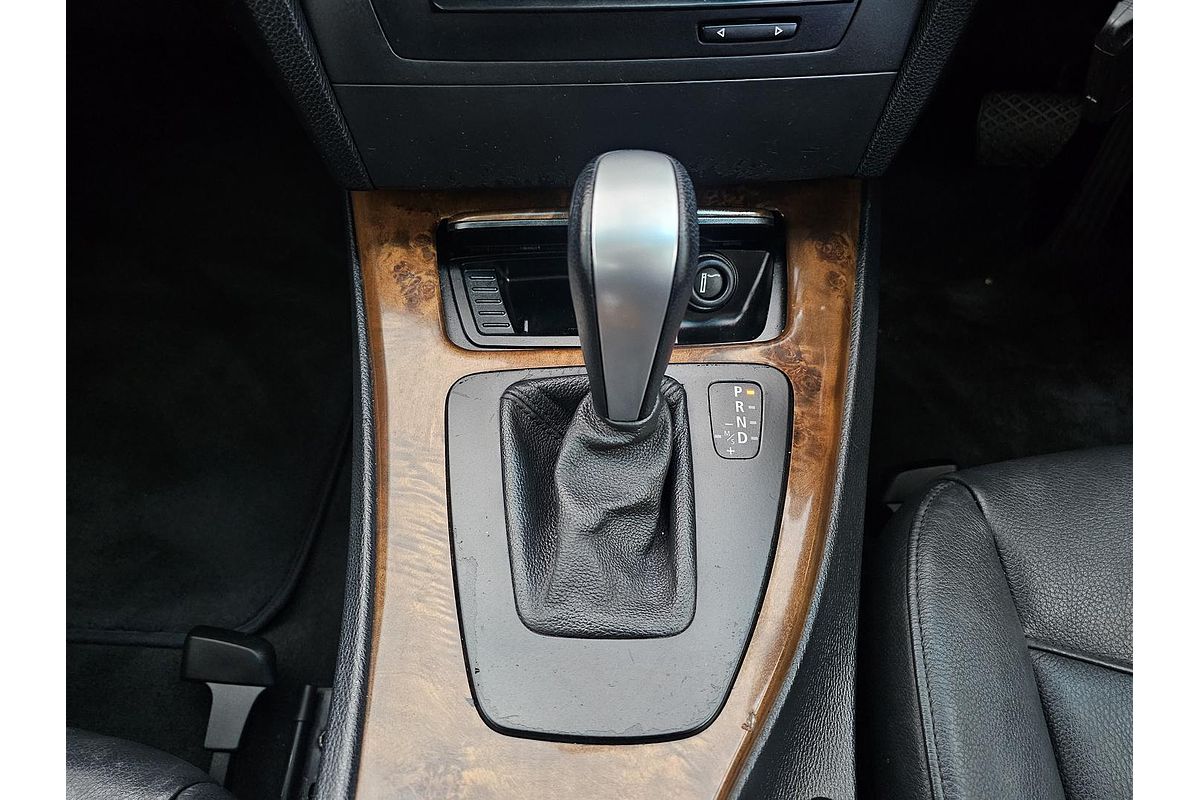 2007 BMW 3 Series 320i E90