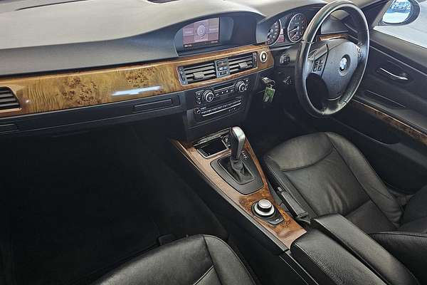 2007 BMW 3 Series 320i E90