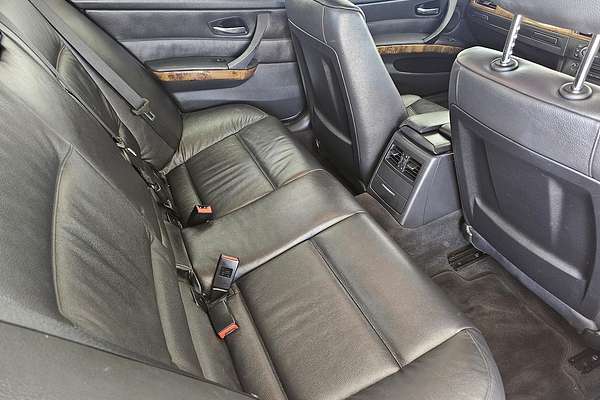 2007 BMW 3 Series 320i E90