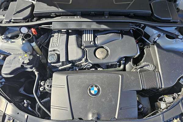 2007 BMW 3 Series 320i E90
