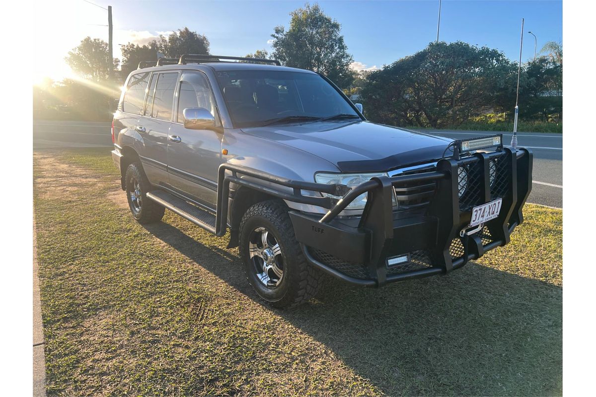 2005 Toyota Landcruiser GXL UZJ100R