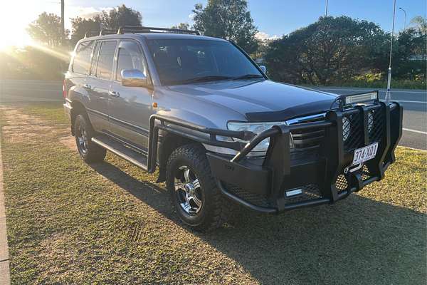 2005 Toyota Landcruiser GXL UZJ100R