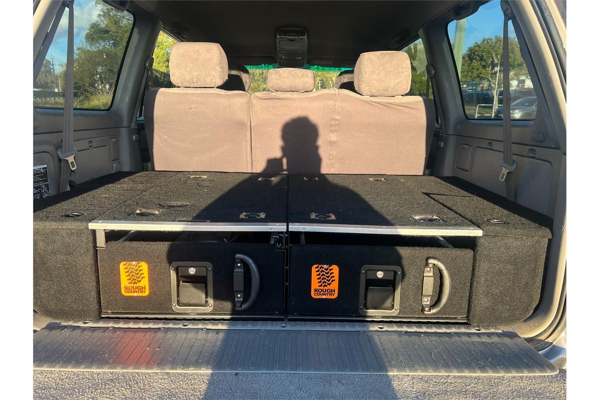 2005 Toyota Landcruiser GXL UZJ100R