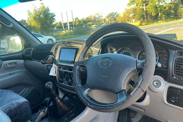 2005 Toyota Landcruiser GXL UZJ100R