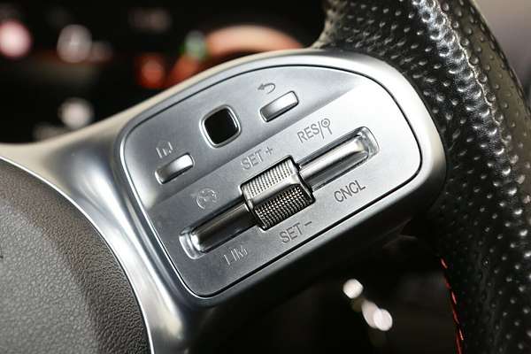 2020 Mercedes-Benz A-Class A180 V177