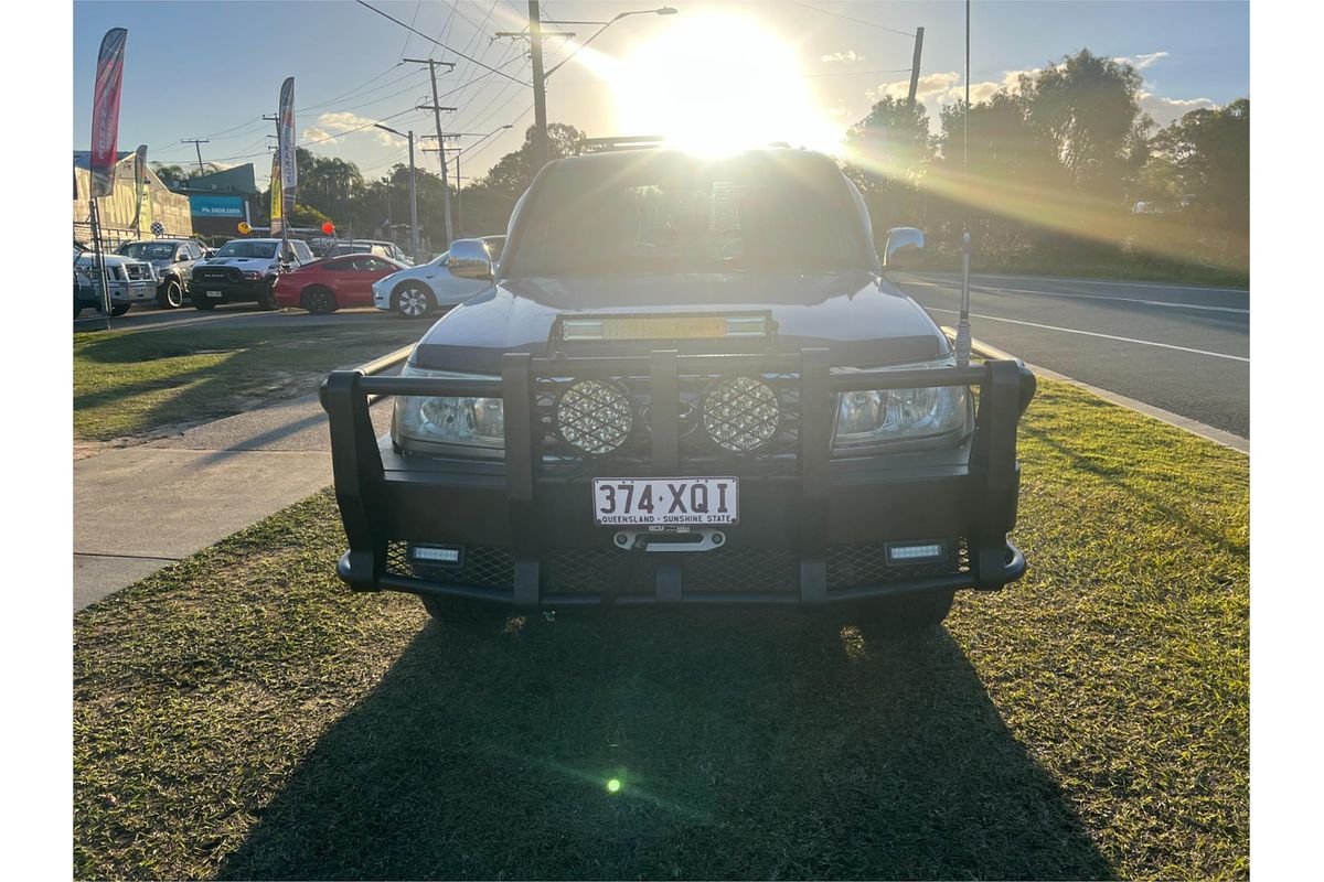 2005 Toyota Landcruiser GXL UZJ100R