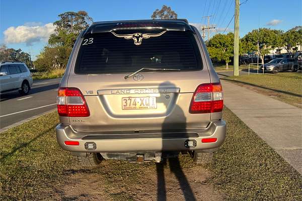 2005 Toyota Landcruiser GXL UZJ100R