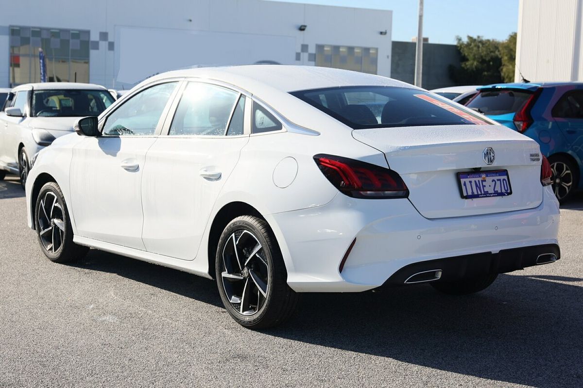 2024 MG MG5 Essence