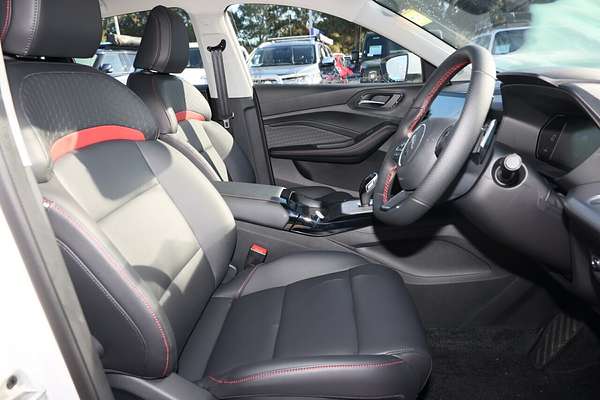 2024 MG MG5 Essence