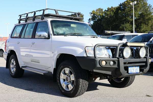 2015 Nissan Patrol ST Y61