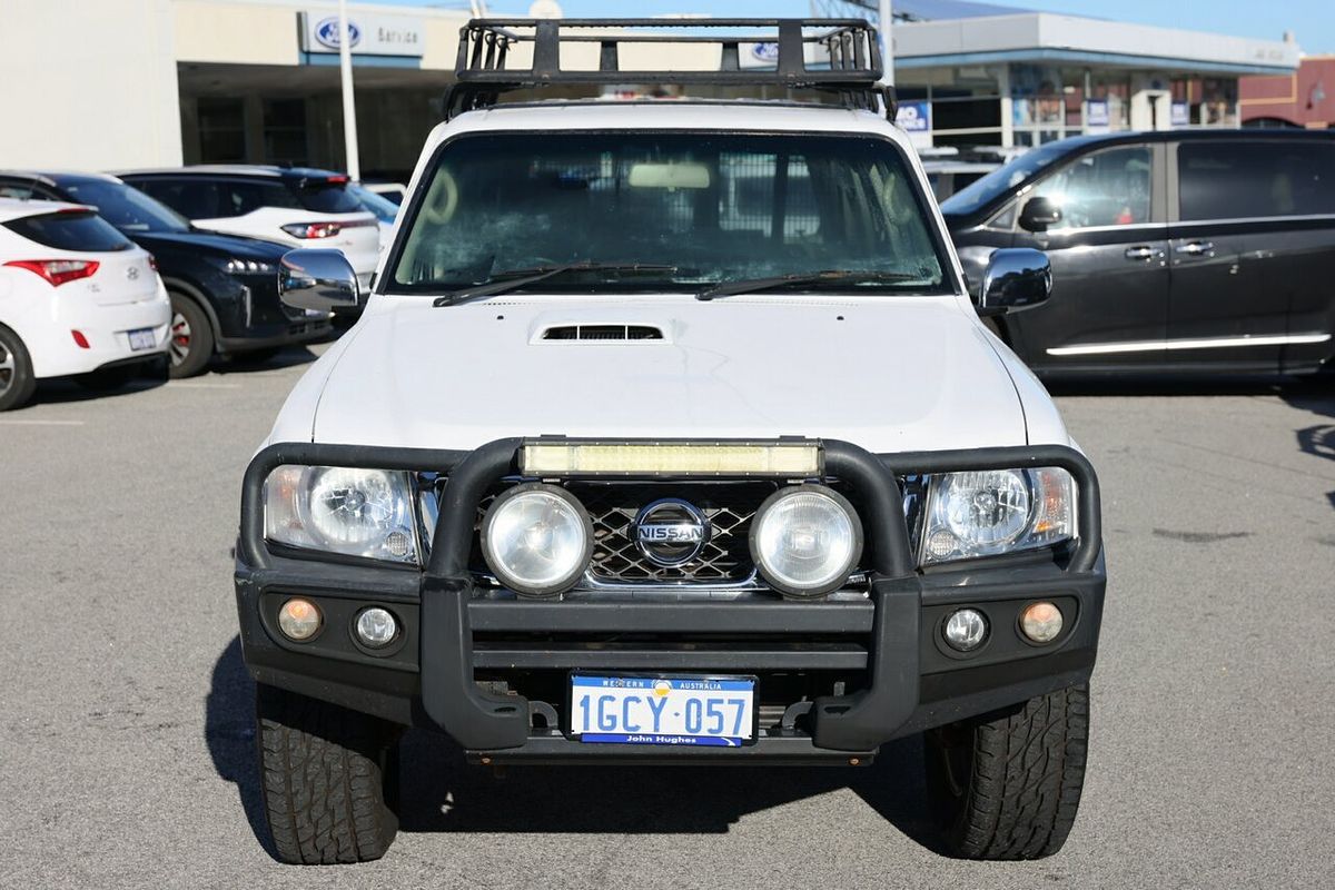 2015 Nissan Patrol ST Y61