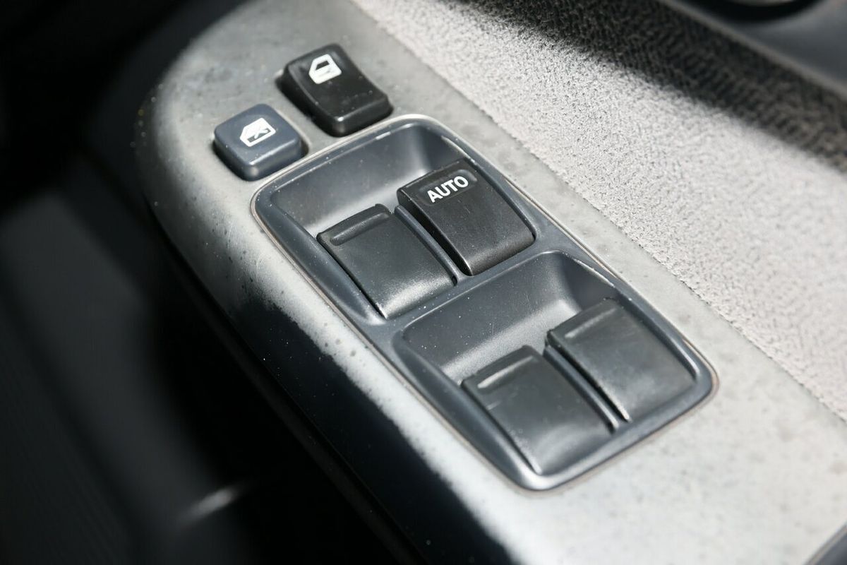 2015 Nissan Patrol ST Y61