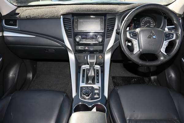 2016 Mitsubishi Pajero Sport GLS QE