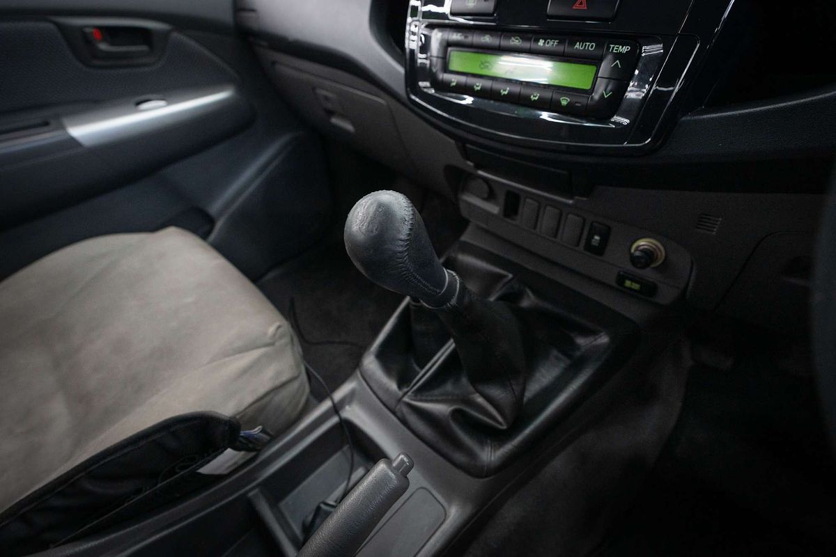 2013 Toyota Hilux SR5 KUN26R 4X4