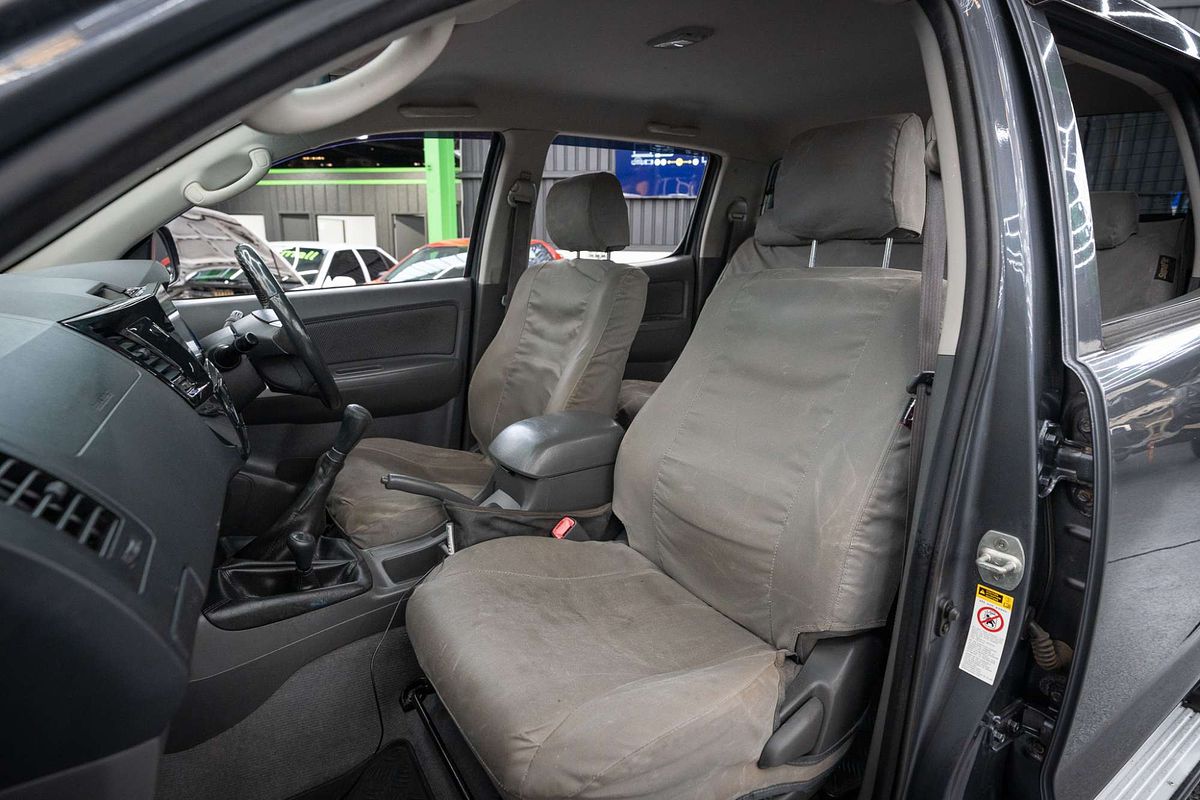 2013 Toyota Hilux SR5 KUN26R 4X4