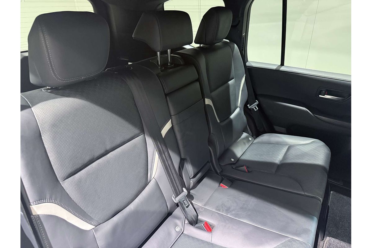 2021 Toyota Landcruiser GR Sport FJA300R