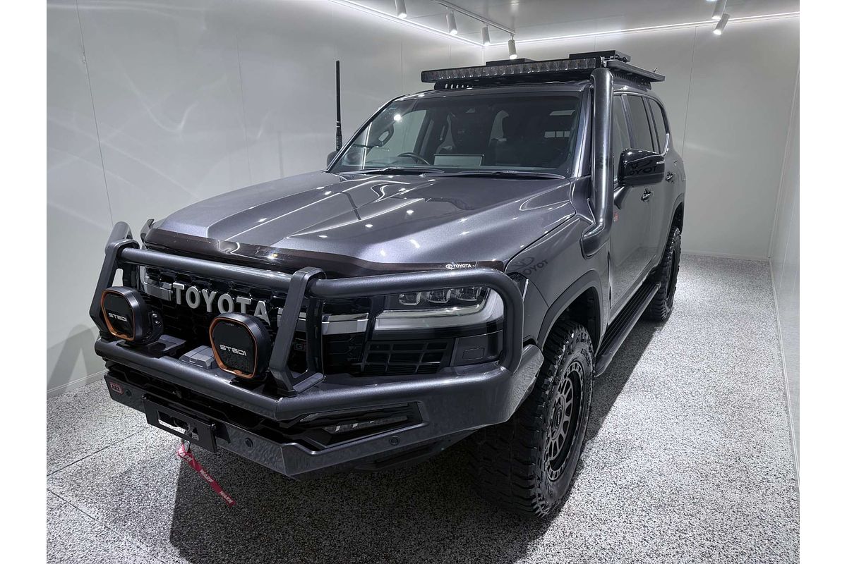 2021 Toyota Landcruiser GR Sport FJA300R