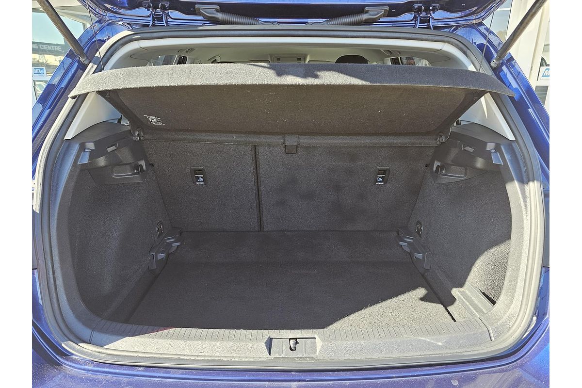2017 Volkswagen Golf 110TSI 7.5