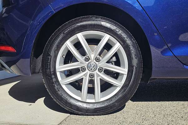 2017 Volkswagen Golf 110TSI 7.5