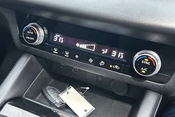 2024 Mitsubishi Outlander LS ZM