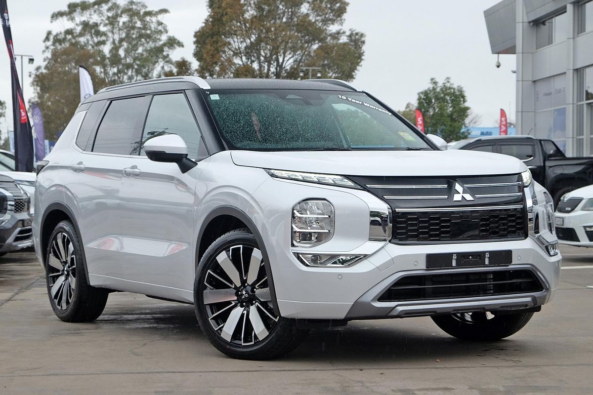 2025 Mitsubishi Outlander Exceed Tourer ZM