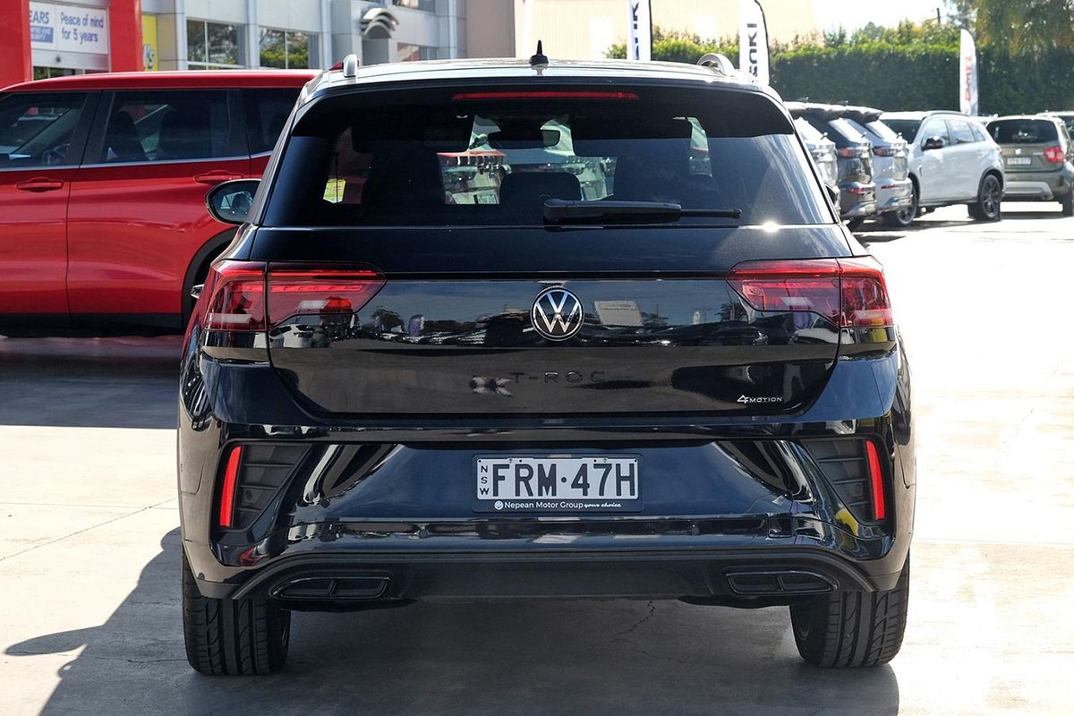 2024 Volkswagen T-Roc 140TSI R-Line D11