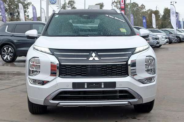 2025 Mitsubishi Outlander Exceed Tourer ZM