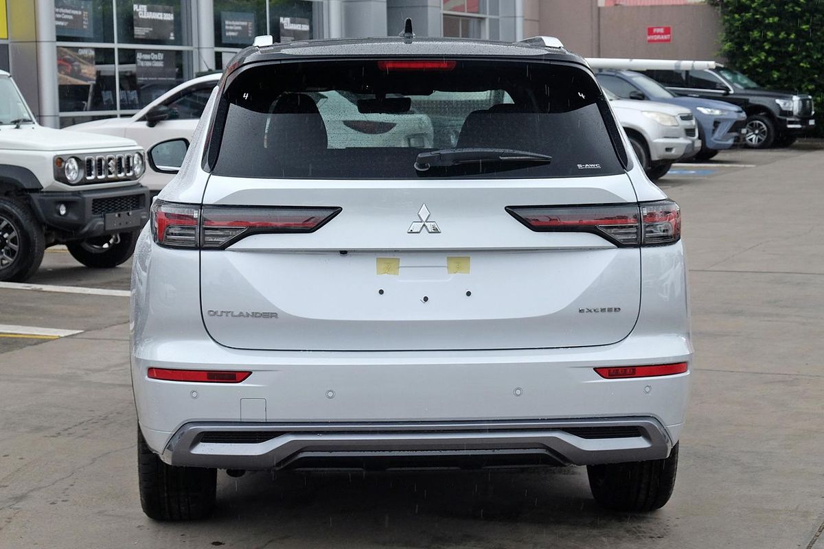 2025 Mitsubishi Outlander Exceed Tourer ZM