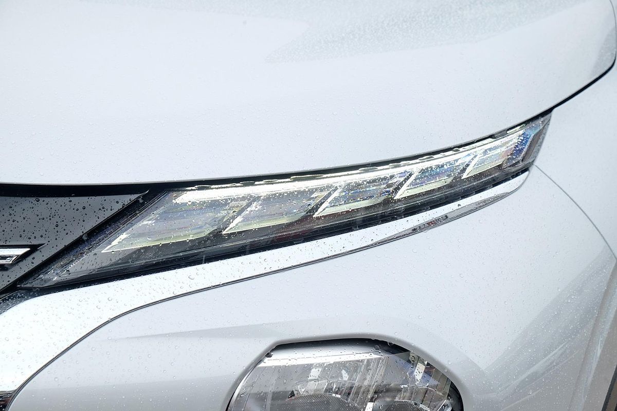 2025 Mitsubishi Outlander Exceed Tourer ZM