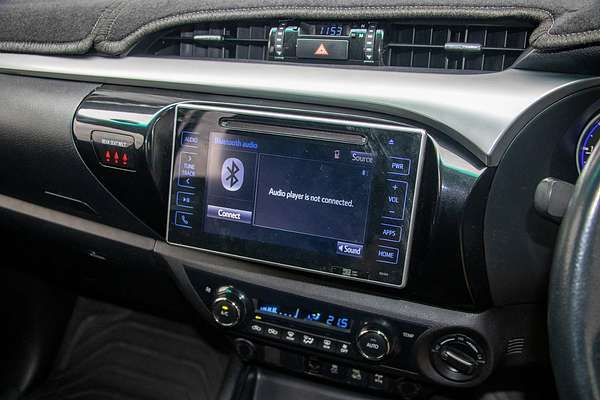 2016 Toyota Hilux SR5 GUN126R 4X4