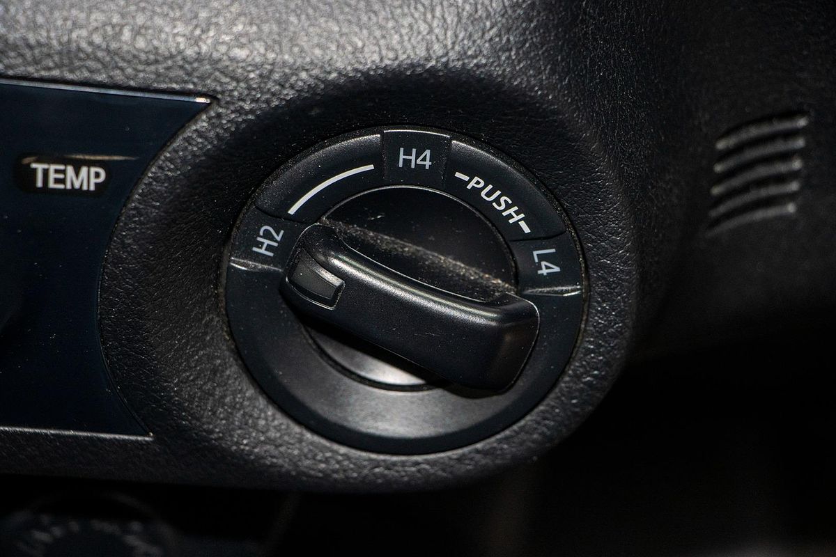 2016 Toyota Hilux SR5 GUN126R 4X4