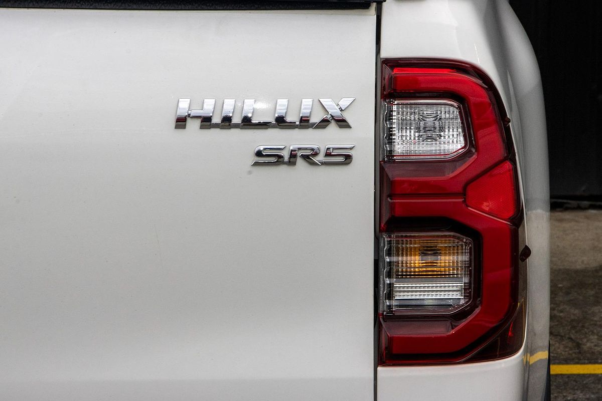2016 Toyota Hilux SR5 GUN126R 4X4