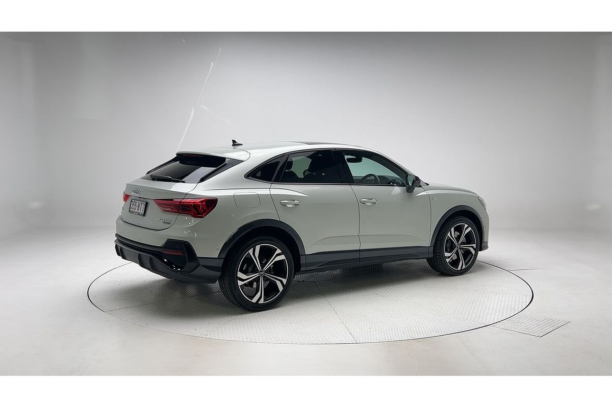 2021 Audi Q3 40 TFSI S line F3