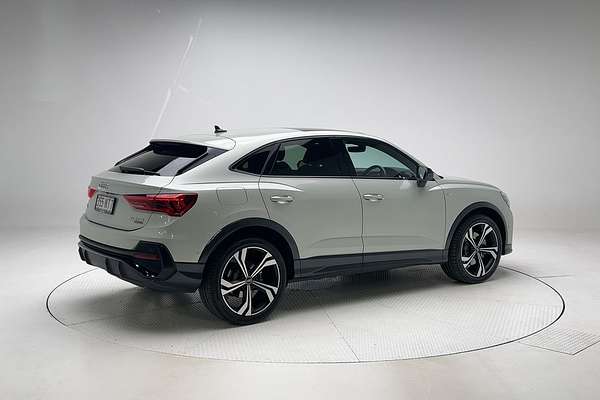 2021 Audi Q3 40 TFSI S line F3