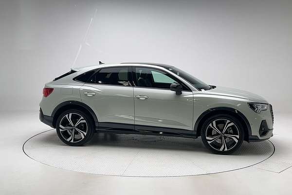 2021 Audi Q3 40 TFSI S line F3