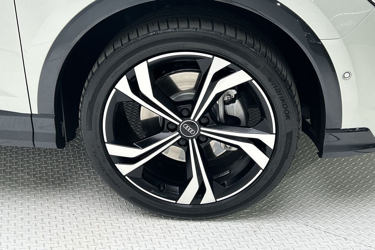 2021 Audi Q3 40 TFSI S line F3
