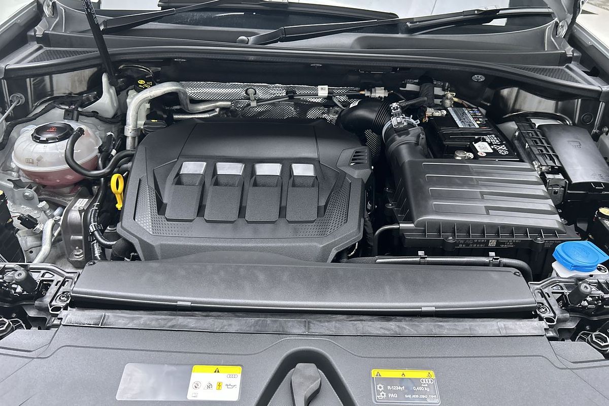 2021 Audi Q3 40 TFSI S line F3