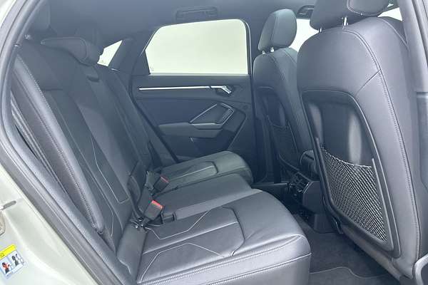 2021 Audi Q3 40 TFSI S line F3