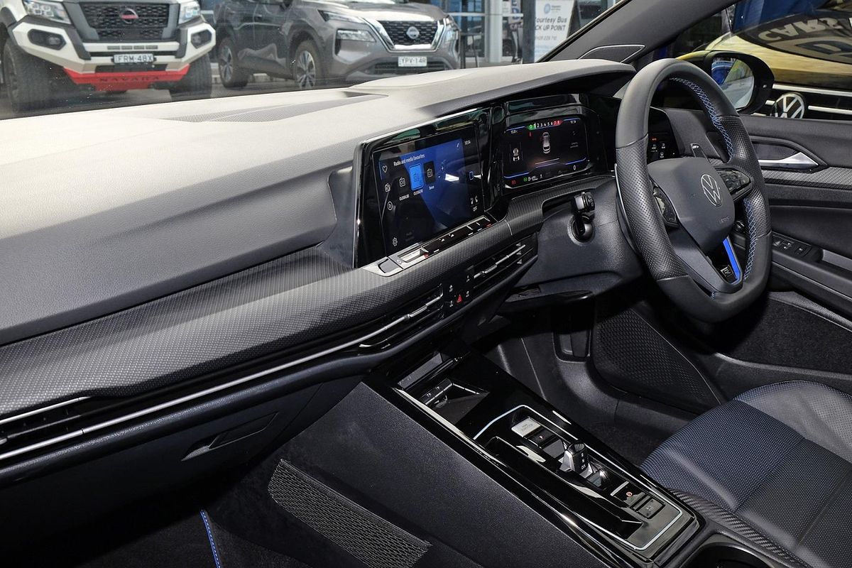 2024 Volkswagen Golf R 8