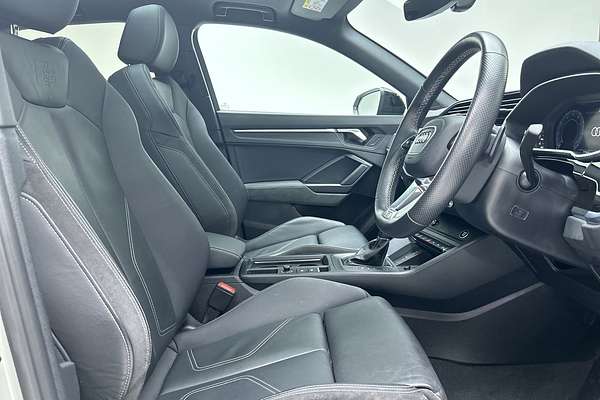 2021 Audi Q3 40 TFSI S line F3
