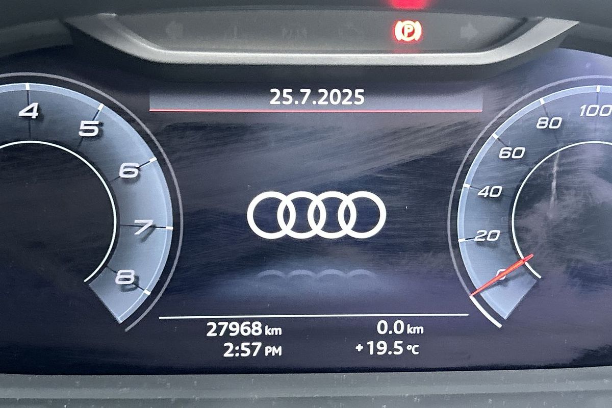 2021 Audi Q3 40 TFSI S line F3