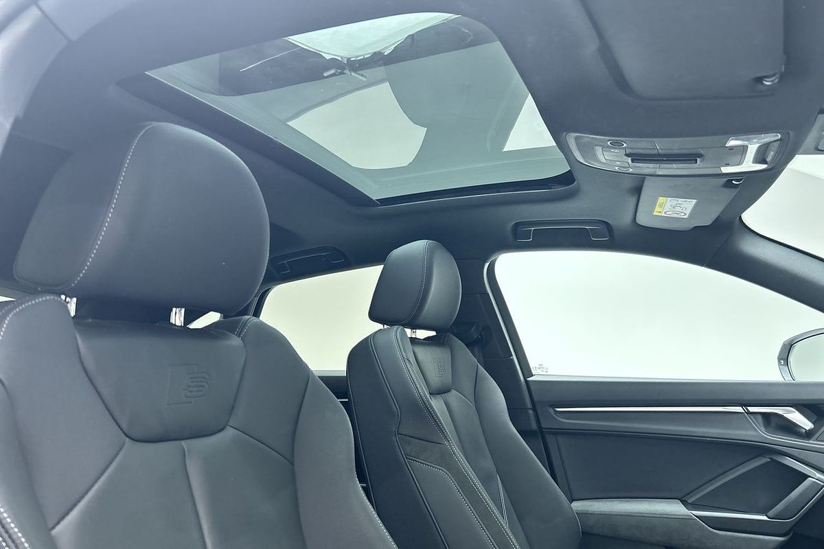 2021 Audi Q3 40 TFSI S line F3