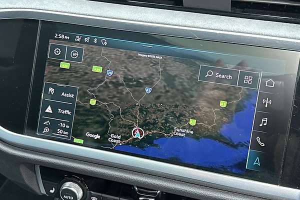 2021 Audi Q3 40 TFSI S line F3
