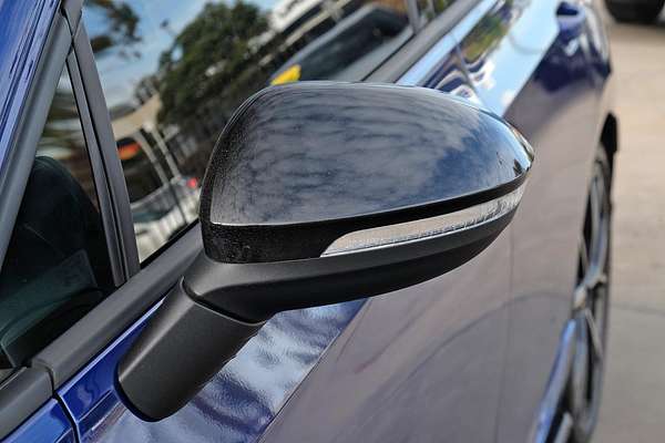 2024 Volkswagen Golf R 8