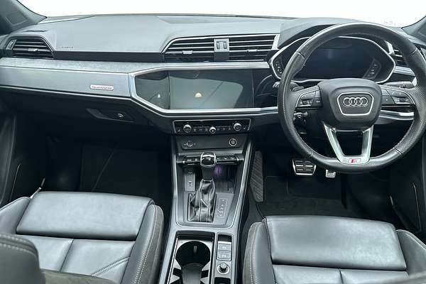 2021 Audi Q3 40 TFSI S line F3